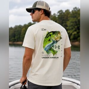 Under Armour Fish Freshwater DVSN T-Shirt Men’s Small Bass Graphic Tee